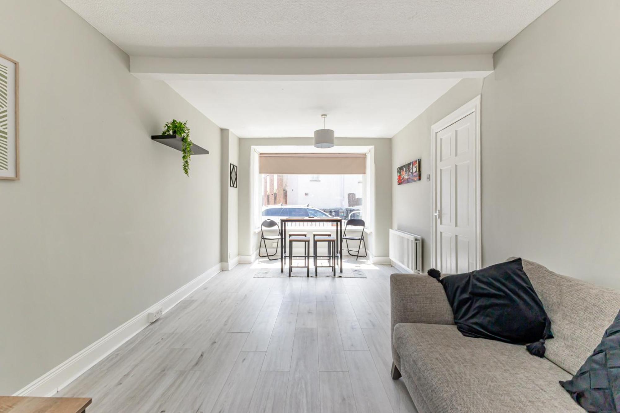 Snug Central Belfast Home, 2 Minutes From Ormeau Park! Εξωτερικό φωτογραφία